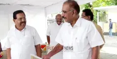 #ncp | എന്‍സിപി മന്ത്രിമാറ്റം ഉടനില്ല, കാത്തിരിക്കാൻ മുഖ്യമന്ത്രിയുടെ നിർദ്ദേശം