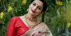 #Shwetamenon | പാൻ്റ്  വലിച്ചൂരി, അയാളെന്റെ ബാക്കിൽ അമർത്തിയതേ ഓർമ്മയുള്ളു! എറിഞ്ഞ് വീഴ്ത്തി ഞാൻ അയാളെ തല്ലി -ശ്വേത മേനോൻ