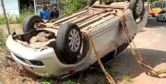 #Accident | മലപ്പുറത്ത് നിയന്ത്രണം വിട്ട കാര്‍ തലകീഴായി മറിഞ്ഞ് അപകടം; യുവാവിന് പരിക്ക്