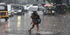 സംസ്ഥാനത്ത് മഴ മുന്നറിയിപ്പിൽ മാറ്റം; അഞ്ച്  ജില്ലകളിൽ റെഡ് അലർട്ട്