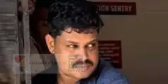 #Arrest | പ്രതിയുടെ വീട്ടില്‍ നിന്നും മോഷണം ; എക്‌സൈസ് ഉദ്യോഗസ്ഥന്‍ അറസ്റ്റില്‍. 