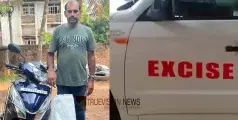 ഭക്ഷണമെന്ന പേരില്‍ ഡ്രൈഡേയിലടക്കം സ്കൂട്ടറിൽ  മദ്യവില്‍പ്പന ; കണ്ണൂരിൽ 10.750 ലിറ്റര്‍ മാഹി മദ്യവുമായി ഒരാൾ പിടിയില്‍