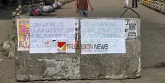 'അധ്യക്ഷന്‍റെ ഫോട്ടോ കണ്ടാൽ തിരിച്ചറിയണം'; ആന്റോ ആന്റണിക്കും സണ്ണി ജോസഫിനുമെതിരെ പോസ്റ്റർ