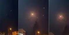 വീറോടെ തിരിച്ചടിച്ച് ഇന്ത്യ, പാക് മണ്ണിൽ വ്യോമാക്രമണം; പ്രധാന ന​ഗരങ്ങൾ ഇരുട്ടിൽ