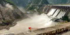 പാകിസ്താനിൽ വെള്ളപ്പൊക്ക ഭീഷണി; സലാൽ ഡാമിന്റെ കൂടുതൽ ഷട്ടറുകൾ തുറന്ന് ഇന്ത്യ