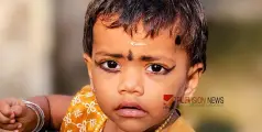 പിതാവ് വാഹനം പിന്നിലേക്ക് എടുക്കുന്നതിനിടെ ടയർ തട്ടി അപകടം; ഒന്നര വയസുകാരിക്ക് ദാരുണാന്ത്യം 