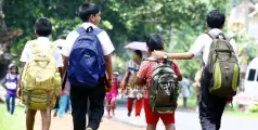 കുട്ടികളെ ശ്രദ്ധിക്കൂ ...  സ്കൂൾ തുറന്ന്​ രണ്ടാഴ്ച പുസ്തകം അടച്ചുവെച്ച്​ പഠനം 