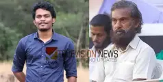 'കോണ്‍ഗ്രസിനും സുധാകരനും വോട്ട് ചെയ്തതിന് എനിക്ക് കിട്ടിയ പ്രതിഫലമാണോ ഇത്?, ആ കത്തികൊണ്ട് ഞങ്ങളെക്കൂടി കുത്തിക്കൊല്ലൂ കോണ്‍ഗ്രസേ' -  ധീരജിന്റെ പിതാവ് 