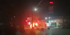 വയനാട് ലക്കിടിയിൽ കാറിന് തീ പിടിച്ചു.