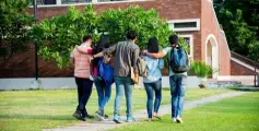 പ്ലസ് വണ്‍ പ്രവേശനം: ഓണ്‍ലൈന്‍ അപേക്ഷ നാളെ വൈകുന്നേരം അഞ്ചുമണി വരെ