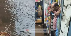 പാനൂരിൽ കനത്ത മഴ ;  ഓവുകളടഞ്ഞ് കടകളിലേക്ക് വെള്ളം ഇരച്ചെത്തി, നാശ നഷ്ടം