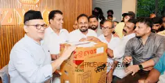 സഹജീവികളെ ചേർത്ത് നിർത്തി മെട്രോ ഗ്രൂപ്പ്; ഓക്സിജൻ കോൺസൻ്റേറ്റർ കൈമാറി