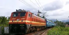 ചിറക്കൽ, വെളളറക്കാട് റെയിൽവെ സ്റ്റേഷനുകൾ അടച്ചുപൂട്ടാൻ തീരുമാനം; തിങ്കളാഴ്ച മുതൽ ട്രെയിൻ നിർത്തില്ല