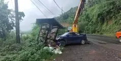 ഇരിട്ടിയിൽ പിഡബ്ല്യുഡി റസ്റ്റ് ഹൗസിനെ സമീപം വാഹനാപകടം.