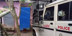 കുളിമുറിയില്‍ ഒളിഞ്ഞുനോക്കിയെന്ന് ആരോപണം; പതിമൂന്നുകാരന് അഞ്ചംഗ സംഘത്തിന്റെ ക്രൂര മർദ്ദനം; മുന്‍വൈരാഗ്യമെന്ന് കുടുംബം