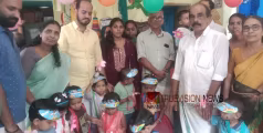 ചിരിക്കിലുക്കം; കടമേരി എൽ പി അങ്കണവാടിയിൽ നവാഗതർക്ക് വർണ്ണശലഭമായ വരവേൽപ്പ്