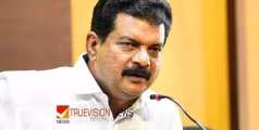 പി വി അൻവറിന് തിരിച്ചടി; ഒരു സെറ്റ് പത്രിക തള്ളി; തൃണമൂൽ സ്ഥാനാർത്ഥിയായി മത്സരിക്കാനാവില്ല