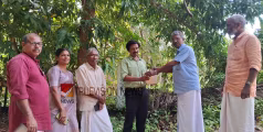 നടക്കുതാഴ -ചോറോട് കനാലിലെ മീനുകൾ ചത്തുപൊന്തി; വെള്ളം പരിശോധനക്കയച്ചു