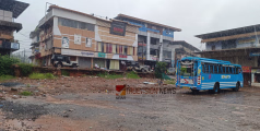 സ്റ്റാൻ്റിൽ ജനം പെരുവഴിയിൽ ; നാദാപുരത്ത് യാത്രക്കാർക്ക് പരക്കംപായുന്നു
