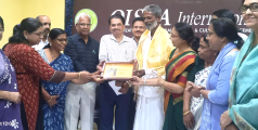ഒയിസ്കയുടെ 'മിഡോറി സമുറായ് അവാർഡ്' 'പച്ചപ്പിന്റെ കാവലാൾ 'വി. രവീന്ദ്രൻ ധർമടത്തിനു സമ്മാനിച്ചു .