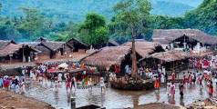 പുഴയിൽ കുത്തൊഴുക്ക്; കണ്ണൂർ കൊട്ടിയൂരിൽ ദർശനത്തിന് എത്തിയ രണ്ട് പേരെ ബാവലി പുഴയിൽ കാണാതായി