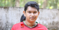 തൃശ്ശൂരിൽ ബസിൽ നിന്നും വീണു പരിക്കേറ്റ് ചികിത്സയിലായിരുന്ന യുവാവ് മരിച്ചു