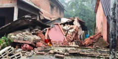 ക്ഷേത്രത്തിൽ പോകാൻ തോന്നിയത് ഭാഗ്യം; കനത്ത മഴയിൽ ഇരുനില വീട് തകർന്നുവീണു, കുടുംബം രക്ഷപ്പെട്ടത് തലനാരിഴയ്ക്ക്
