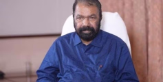 വീണ്ടും ഭാരതാംബ ചിത്രം; ‘നരേന്ദ്രമോദിയുടെ ചിത്രം വെച്ചാൽ പോലും അന്തസുണ്ട്’; രാജ്ഭവനിലെ പരിപാടി ബഹിഷ്കരിച്ച് മന്ത്രി വി ശിവൻകുട്ടി