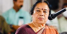 നടന്നത് താലിബാനിസം..; പിണറായി കായലോട്ടെ യുവതിയുടെ ആത്മഹത്യയിൽ രൂക്ഷ പ്രതികരണവുമായി സിപിഎം കേന്ദ്ര കമ്മിറ്റിയംഗം പി.കെ ശ്രീമതി ടീച്ചർ, മൂന്നല്ല, മുഴുവൻ പ്രതികളെയും പിടികൂടണമെന്നും ശ്രീമതി.
