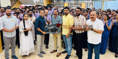 യോഗ ട്രെയിനിങ്; ഫാമിലി വെഡ്ഡിംഗ് സെന്ററിൽ ശ്രദ്ധേയമായി യോഗാ ദിനം
