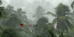 വയനാട്ടിൽ അതിതീവ്ര തുടരുന്നു, കല്ലൂർ പുഴ കരകവിഞ്ഞു,  ആളുകളെ ക്യാമ്പുകളിലേക്ക് മാറ്റി
