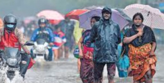 ഇടുക്കി, മലപ്പുറം, വയനാട് ജില്ലകളിൽ റെഡ് അലർട്ട് പ്രഖ്യാപിച്ചു.