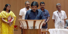 നിലമ്പൂരുകാർക്കായി .... എംഎൽഎയായി സത്യപ്രതിജ്ഞ ചെയ്ത് ആര്യാടൻ ഷൗക്കത്ത്