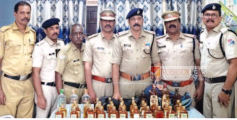തലശേരി  റെയിൽവേ സ്റ്റേഷനിൽ 42 കുപ്പി മാഹി മദ്യം  ഉപേക്ഷിക്കപ്പെട്ടനിലയിൽ