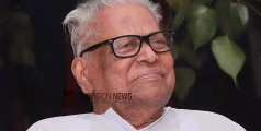 വിഎസിന്റെ ആരോഗ്യനില അതീവ ഗുരുതരം; മെഡിക്കൽ ബോർഡ് ചേർന്നു