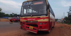 കെഎസ്ആർടിസി ബസും സ്കൂട്ടറും കൂട്ടിയിടിച്ച് ഭർത്താവിന് ദാരുണാന്ത്യം, ഭാര്യയ്ക്ക് പരിക്ക് 
