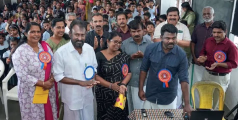 മാമല സ്കൂളിൽ  സ്മാർട്ട് ക്ലാസ്മുറികൾ തുറന്നു