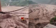 മഴക്കെടുതി രൂക്ഷം; മാണ്ഡിയിൽ മിന്നൽ പ്രളയത്തിൽ മരിച്ചവരുടെ എണ്ണം പതിനൊന്ന് ആയി; 34 പേർക്കായി ഇന്നും തെരച്ചിൽ തുടരും 