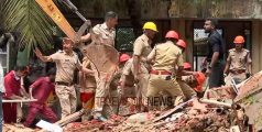 കുടുങ്ങിക്കിടന്നത് രണ്ട് മണിക്കൂര്‍; കോട്ടയം മെഡിക്കൽ കോളേജിലെ അപകടം; കെട്ടിടാവശിഷ്ടങ്ങള്‍ക്കിടയില്‍ നിന്ന് ഒരു സ്ത്രീയെ പുറത്തെടുത്തു