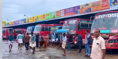 സമാന്തര  സർവീസും തടഞ്ഞു; കനത്ത മഴയിലും യാത്രക്കാരെ ദുരിതത്തിലാക്കി വടകരയിലെ സ്വകാര്യ ബസ് സമരം