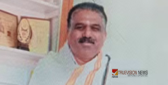 'ആളില്ലാത്ത സ്ഥലങ്ങളില്‍ വെച്ച് ബലമായി ചുംബിച്ചു ....'; വിദ്യാര്‍ത്ഥിനികള്‍ക്ക് ലൈംഗിക വിദ്യാഭ്യാസ ക്ലാസെടുക്കാൻ പൊലീസുകാരെത്തിയത് വഴിത്തിരിവായി; അധ്യാപകൻ പോക്സോ കേസിൽ പിടിയിൽ