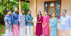 കേരള ഗവൺമെന്റ് ബി എസ് സി നഴ്സിംഗ് പരീക്ഷയിൽ ഒന്നാം റാങ്ക് കരസ്ഥമാക്കിയ ആദിത്യ രമേശനെ ഇന്ത്യൻ യൂത്ത് കോൺഗ്രസ്‌ പരിയാരം മണ്ഡലം കമ്മിറ്റിയുടെ നേതൃത്വത്തിൽ അനുമോദിച്ചു