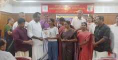 ഉന്നത വിജയം നേടിയ സ്കൂളുകളേയും വിദ്യാർഥികളേയും അനുമോദിച്ചു
