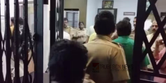 മണ്ണാർക്കാട് സിപിഎം ഓഫിസിന് നേരെ പടക്കമെറിഞ്ഞു; ഒരാള്‍ കസ്റ്റഡിയില്‍