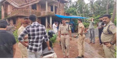 കൂത്തുപറമ്പിൽ നിർമ്മാണത്തിലിരിക്കുന്ന വീടിൻ്റെ സൺഷേഡ്  തകർന്നു ; 2 പേർക്ക് പരിക്ക്