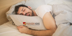 മിനിമം ആറ് മണിക്കൂർ പോലും ഉറങ്ങാറില്ലേ? എങ്കിൽ നിങ്ങളെ കാത്തിരിക്കുന്നത് കണ്ണ് കറുപ്പ് മുതൽ ഹൃദ്രോഗം വരെ…