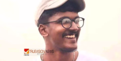 ബാത്റൂമിൽ വെള്ളം പോകുന്നതിന്റെ ശബ്ദം കേട്ട് വാതിൽ തുറന്നു ; യുവാവിനെ വീട്ടിൽ മരിച്ച നിലയിൽ കണ്ടെത്തി