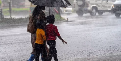 കനത്ത മഴ തുടരുന്നു ; മാഹിയിലും നാളെ വിദ്യാഭ്യാസ സ്ഥാപനങ്ങൾക്ക് അവധി