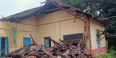 സ്കൂൾ വളപ്പിലെ പഴയ കെട്ടിട ഭാഗങ്ങൾ തകർന്നുവീണു; സംഭവം പത്തനംതിട്ട കടമ്മനിട്ടയിൽ