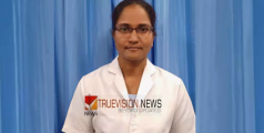 കെഎസ്ആർടിസി ബസിനുള്ളിൽ കുഴഞ്ഞു വീണു ബോധരഹിതയായ സ്ത്രീക്ക് രക്ഷകയായി നഴ്‌സിങ് ഓഫീസര്‍